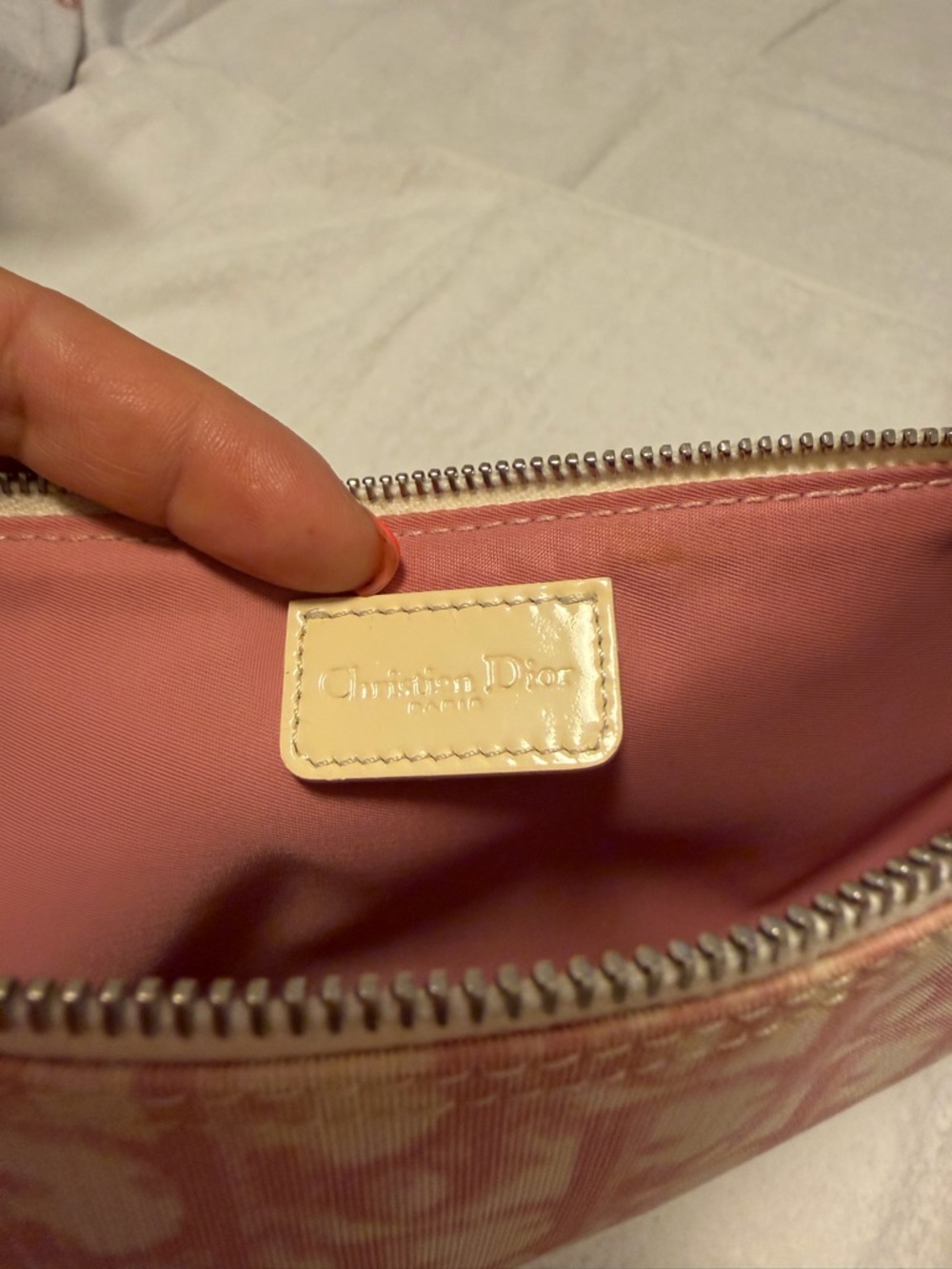 Vintage Christian Dior pink monogram saddle pochette - Picture 13 of 14